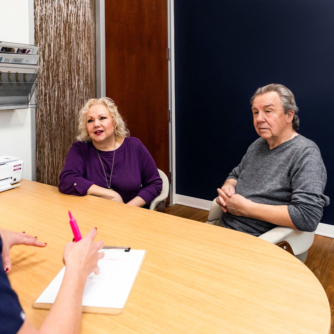 Patient consultation for the 12-Week Knee Pain Protocol at Marin Joint Health